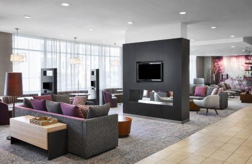 Downtown Newark Hotel | Comfortable Courtyard by Marriott Newark Downtown Awaits