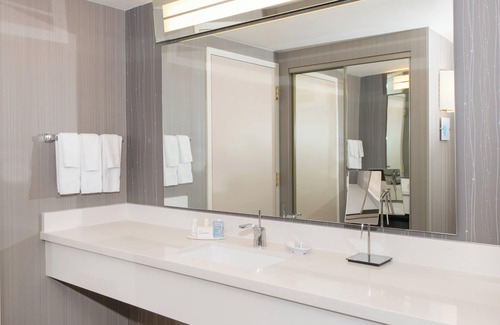 Newark Hotel | Discover Comfort at Courtyard by Marriott Newark Silicon Valley
