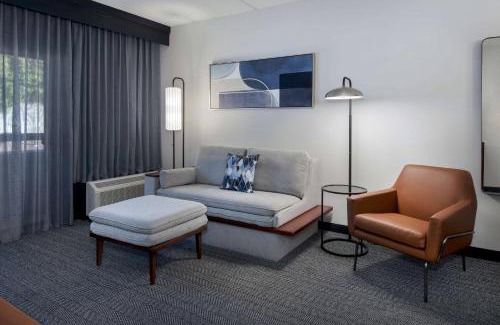 Norwalk Hotel | Family-Friendly Retreat at Courtyard by Marriott Norwalk