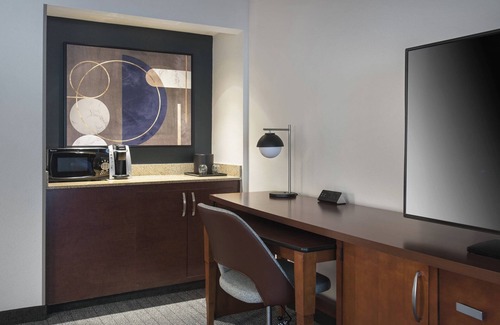 Norwalk Hotel | Comfortable Stay at Courtyard by Marriott Norwalk