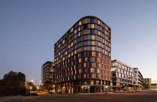 Murdoch Hotel | Modern Comfort at Courtyard by Marriott Perth Murdoch