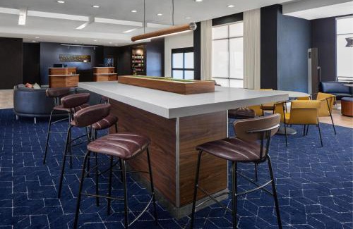 San Angelo Hotel | Inviting Courtyard by Marriott San Angelo with Pool & Dining