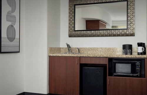 Salisbury Hotel | Relax at Courtyard by Marriott Salisbury NC with Pool & Dining