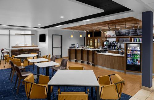 Sandy Hotel | Relaxing Retreat at Courtyard by Marriott Salt Lake City Sandy