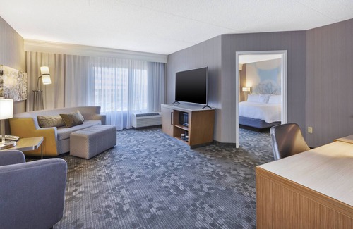 Secaucus Hotel | Discover Courtyard by Marriott Secaucus Meadowlands