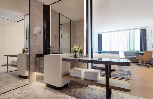 Hepingcun Hotel | Discover Courtyard by Marriott Shenzhen Northwest: Rated 9.4/10