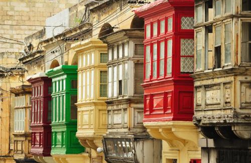 Sliema Hotel | Comfortable Park Hotel and Apartments with Pool & Hot Tub