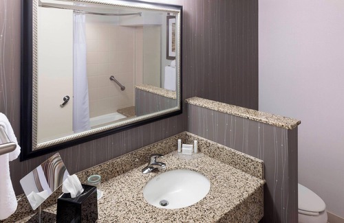 Norfolk - Virginia Beach Hotel | Enjoy Comfort at Courtyard by Marriott Suffolk Chesapeake