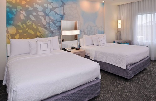 Bedford Hotel | Discover the Comfort of Courtyard by Marriott Toledo North