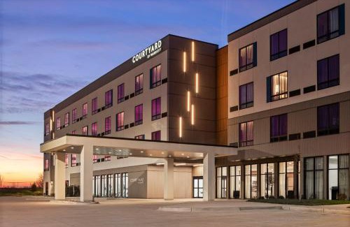 Bettendorf Hotel | Discover Courtyard by Marriott Bettendorf: Family-Friendly Stay