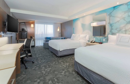 Midlothian Hotel | Inviting Courtyard by Marriott Dallas with Pool & Dining