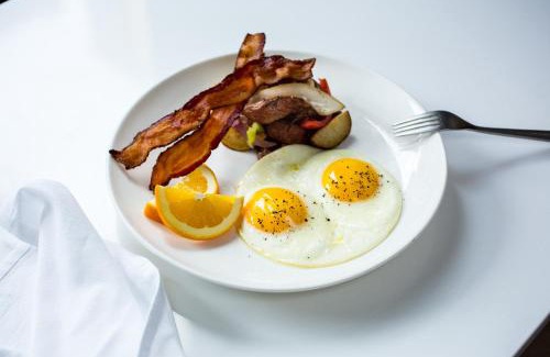 Center City Hotel | Discover Comfort at Le Meridien Philadelphia - Pet Friendly Stay