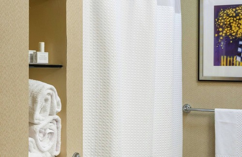 Simi Valley Hotel | Discover Courtyard by Marriott Ventura Simi Valley Stay