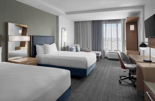 Summerville Hotel | Top-Rated Courtyard by Marriott Charleston Summerville Getaway