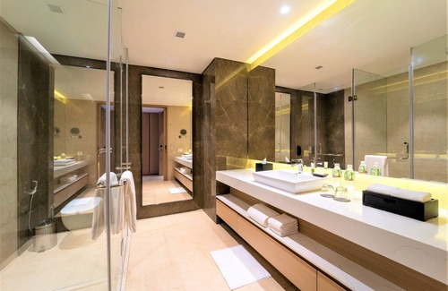Vadodara Hotel | Elegant Courtyard By Marriott Vadodara - Guest Rated 9.8