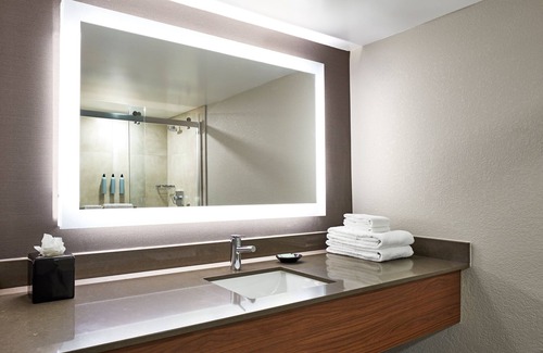 Vallejo Hotel | Discover Comfort at Courtyard by Marriott Vallejo Napa Valley