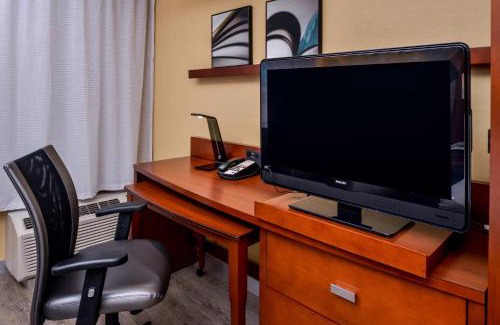 Hesperia Hotel | Relax at Courtyard by Marriott Victorville Hesperia