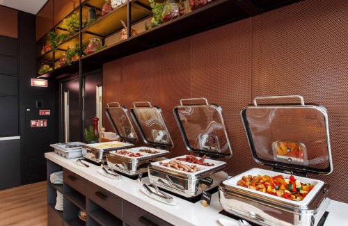 Snipiskes Hotel | Discover Courtyard by Marriott Vilnius City Center