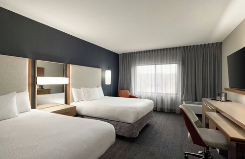 Talleyville Hotel | Welcoming Courtyard by Marriott Wilmington Brandywine Retreat