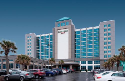 Carolina Beach Hotel | Oceanfront Retreat at Courtyard Carolina Beach Awaits