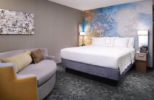 Independence Hotel | Relaxing Retreat at Courtyard Cleveland Independence