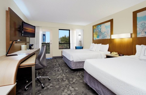 Cocoa Beach Hotel | Prime Location Hotel with Spa & Pool Near Cocoa Beach