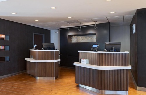 Fort Worth Hotel | Relax at Courtyard Fort Worth University Drive with Pool Access