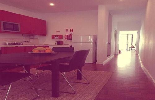 Aveiro Apartment | Cozy Stay at Courtyard House 2 with Family-Friendly Amenities