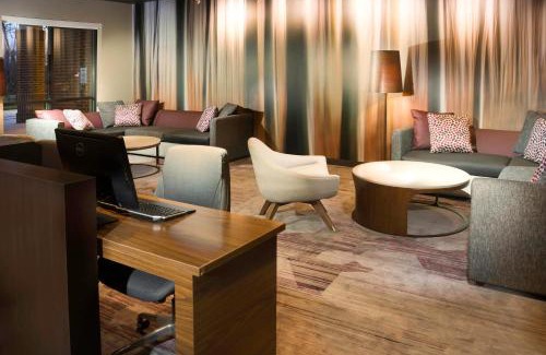 West Hyattsville Hotel | Comfortable Stay at Courtyard Largo Medical Center Drive