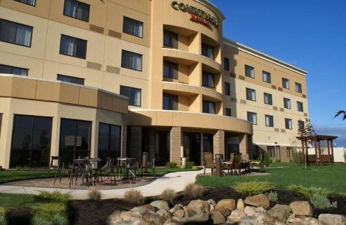 Lima Hotel | Discover Courtyard Lima: Pet Friendly & Family Accessible
