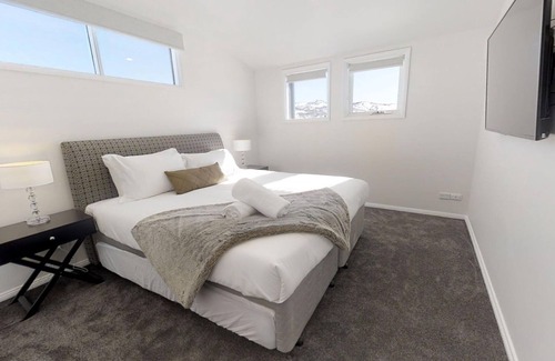 Perisher Valley Resort | Courtyard Loft (for 2), The Sables Resort Perisher
