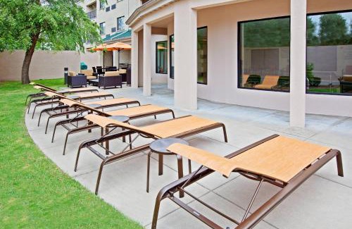 Mishawaka Hotel | Discover Courtyard Mishawaka: Family-Friendly Comfort
