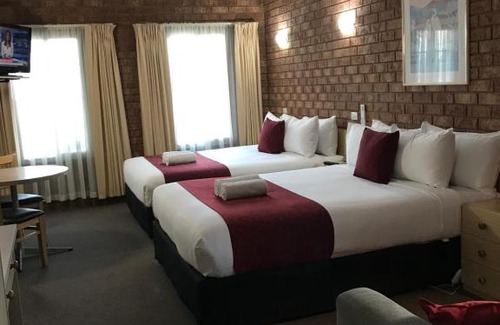 Shepparton Hotel | Discover the Comfort of Courtyard Motor Inn