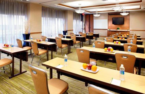 Wyomissing Hotel | Relax at Courtyard Reading Wyomissing: Family-Friendly Amenities