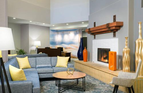Old Town Hotel | Relax at Courtyard San Diego Old Town with Ocean Views