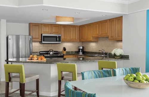 Hilton Head Island Resort | Prime Courtyard View 2 Bedroom at Marriott's Grande Ocean