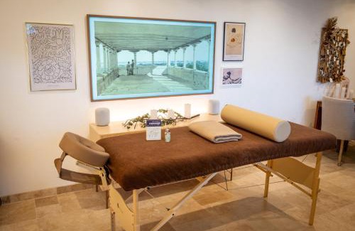 Vezins Bed & Breakfast | Escape to Couvent des Cordelières with Spa & Dining Options