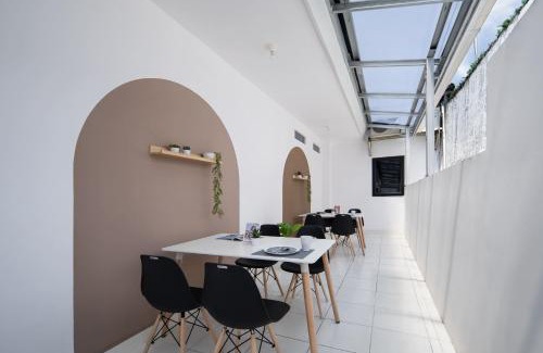 Mangga Besar Apartment | Family-Friendly Cove Aventurine: Perfect for Budget Travelers