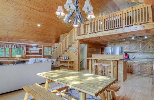 Vonore Cabin | Cove Life Cabin on the Lake!