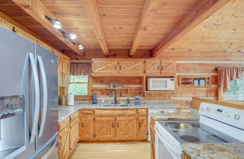 Vonore Cabin | Cove Life Cabin on the Lake!