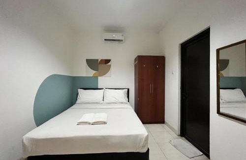 Kemanggisan Hotel | Cove Melita