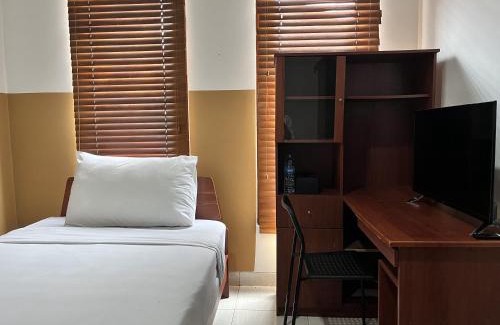 Kemanggisan Hotel | Cove Melita