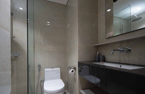 Semanggi Hotel | Discover Cove The Day: Family-Friendly with Pool & Breakfast