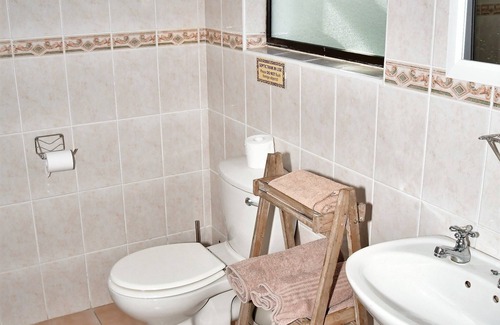 East London House | Unforgettable Stay at Cove View Bed & Breakfast - 10/10 Rating