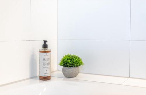 Dresden Apartment | CoView Design Apartment: 4-Star Stay with Highspeed WiFi