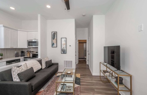 Covington Condo | Covington Charm 201 S