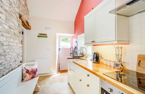 Snainton Apartment | Pet-Friendly Cow Byre Cottage: Ideal Family Retreat in Snainton