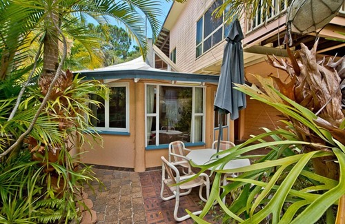 Brisbane Waterfront Apartment | Family-Friendly Stay at Cowan Palms with Breakfast Included
