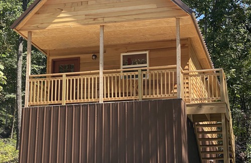 Winslow Cabin | Peaceful Cowboy Cabin: Guest Rated 9.8 with Pool & Spa