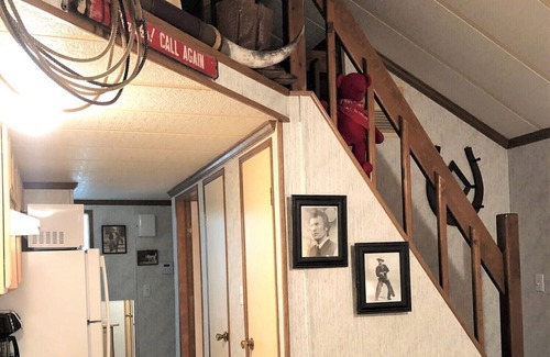 Pedernales Bend Cabin | Serene Cowboy Cabin with Lake Views - Perfect Weekend Escape
